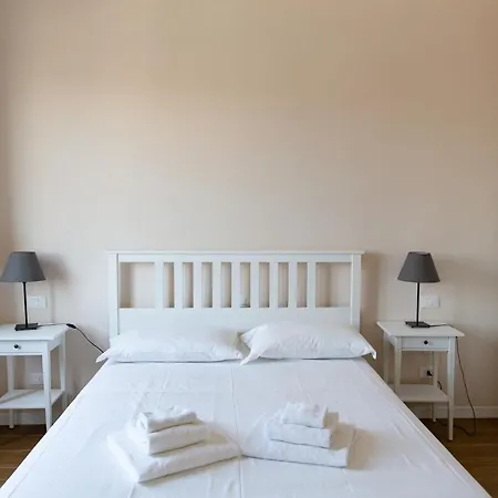 Comfy Apartment Near Fortezza Da Basso Florence Exterior photo