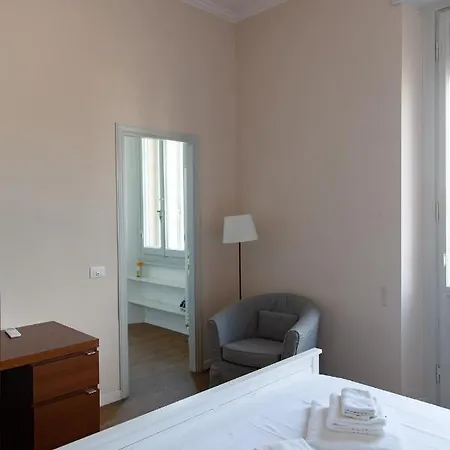 Comfy Apartment Near Fortezza Da Basso Florence Exterior photo