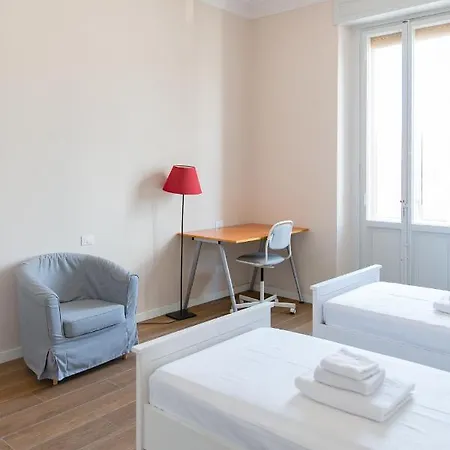 Comfy Apartment Near Fortezza Da Basso Florence Exterior photo